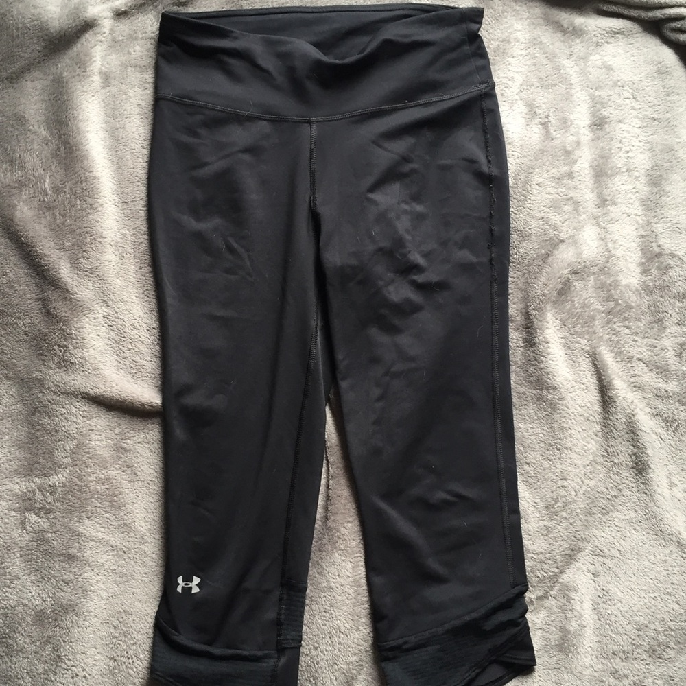 Helly Hansen compression capri workout leggings